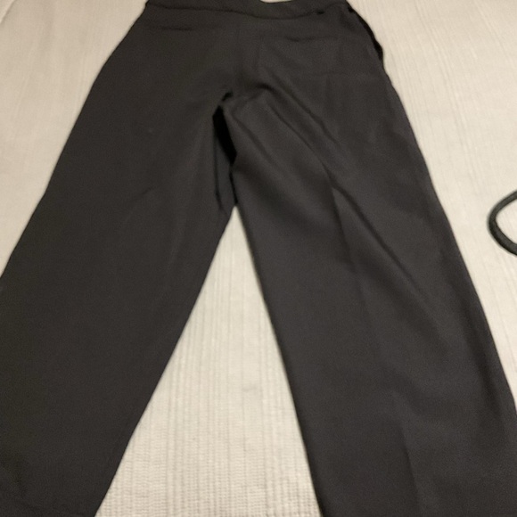 Lululemon pants - Picture 4 of 5